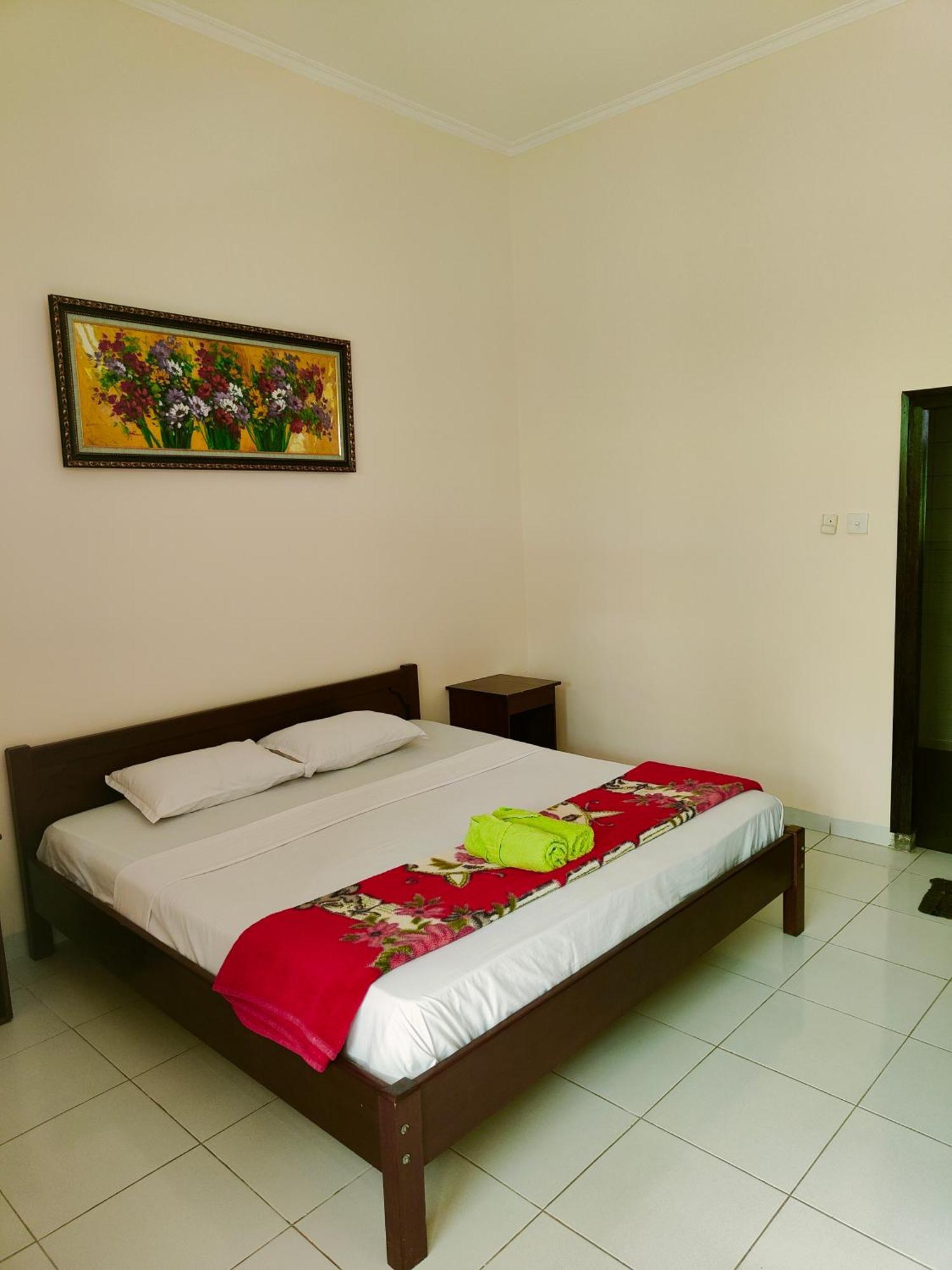 Berlian Inn Kuta Beach Экстерьер фото